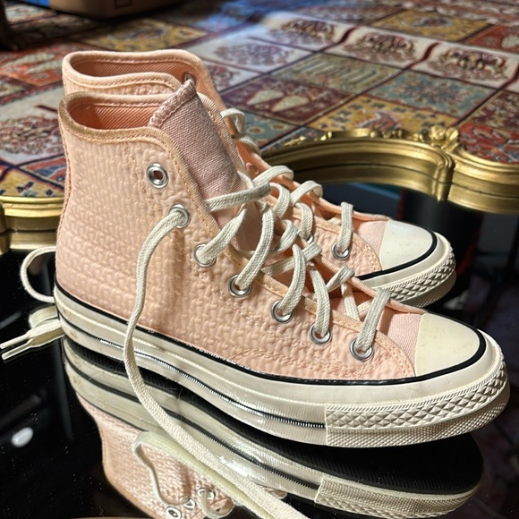 Converse Shoes - Pink converse size 7 woman